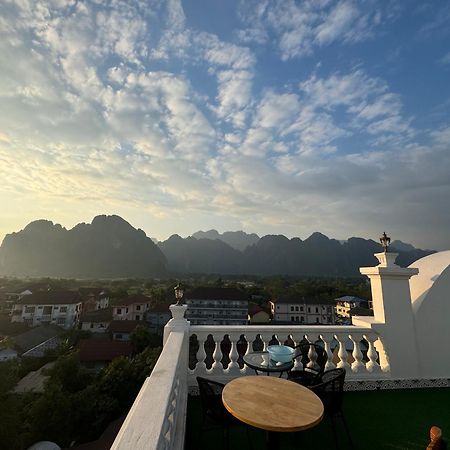 Sky Hotel 万荣 外观 照片