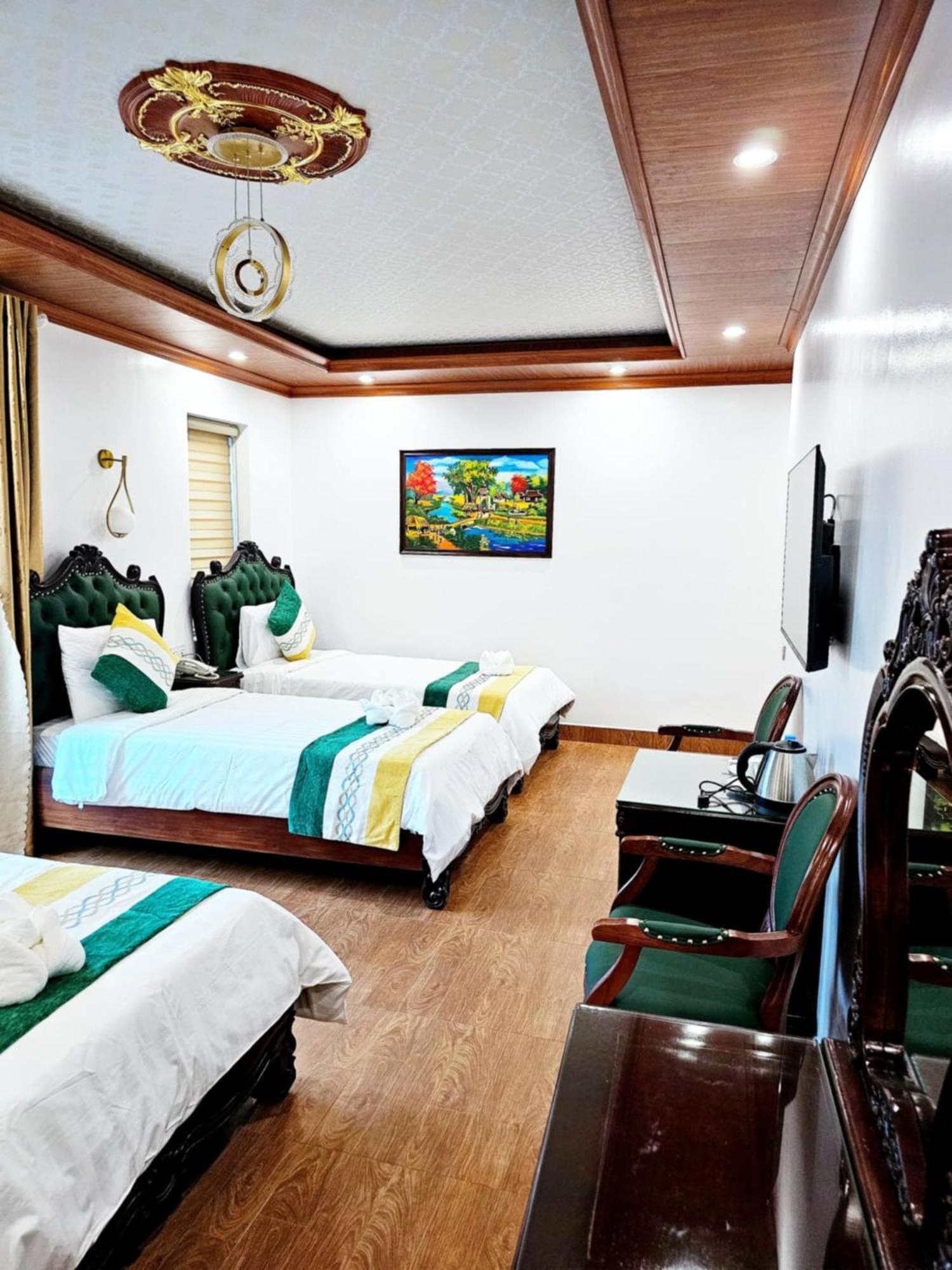 Sky Hotel 万荣 外观 照片